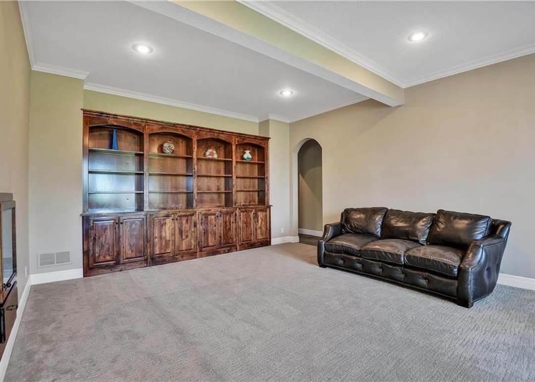 6212 W 138th Street — photo 73