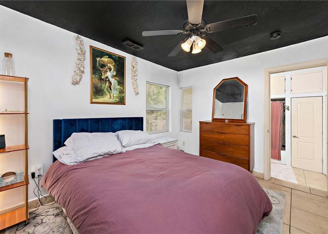 5804 Lamar Avenue — photo 7