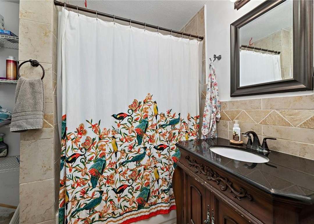 5804 Lamar Avenue — photo 20
