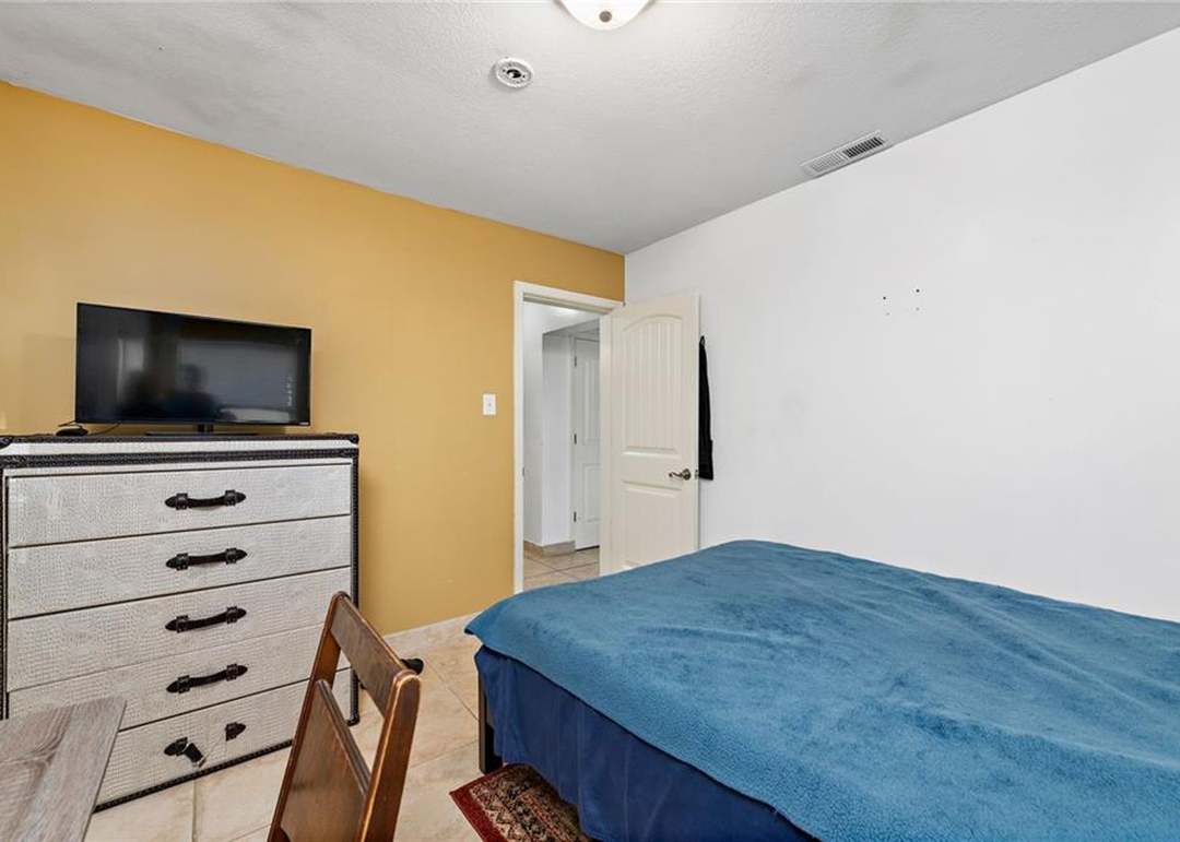 5804 Lamar Avenue — photo 22