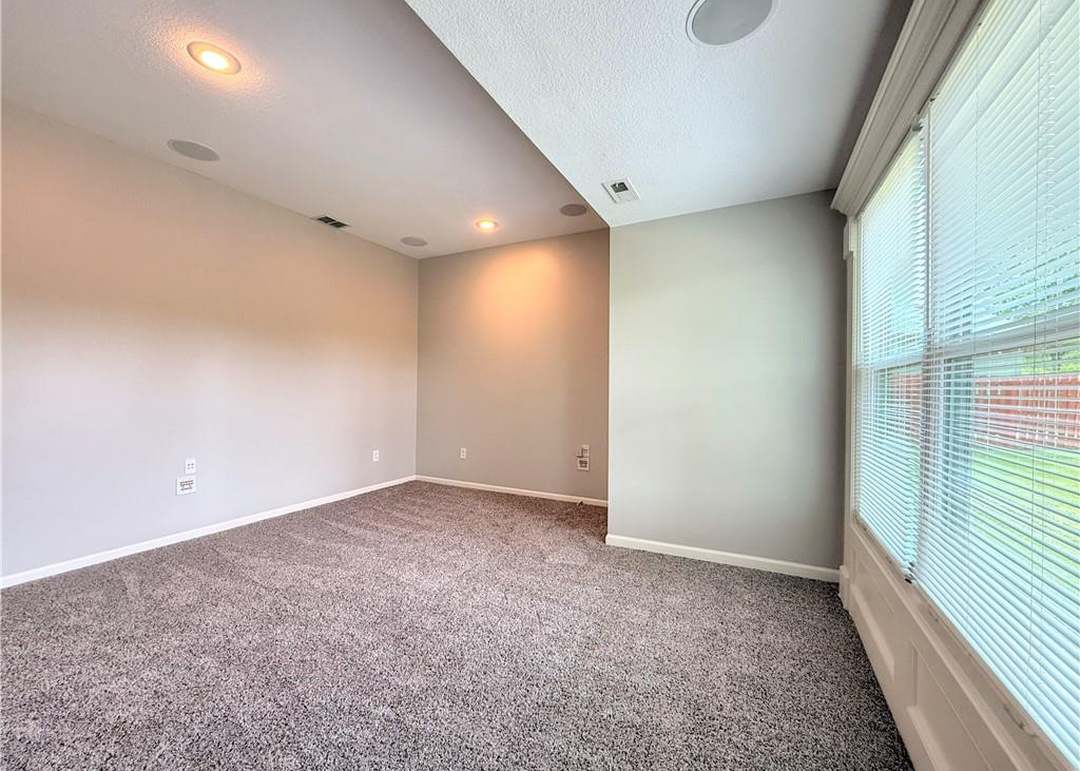 865 N Mulberry Street — photo 30