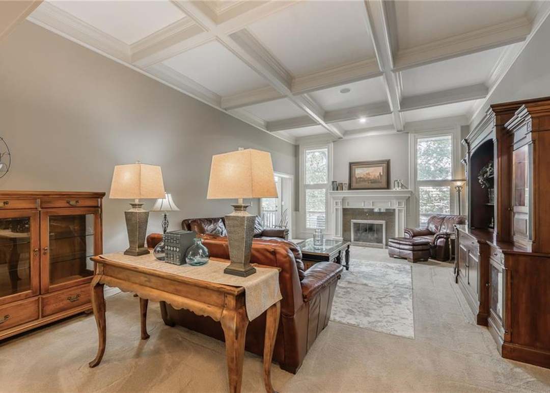 1105 Guinevere Drive — photo 15