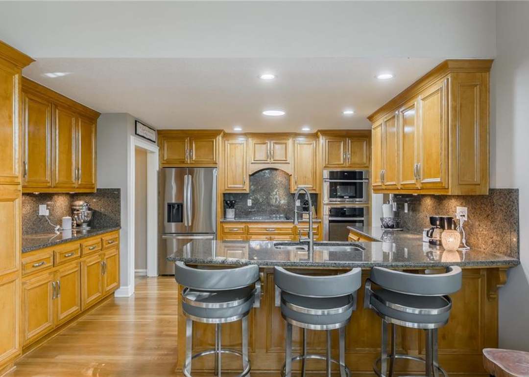 1105 Guinevere Drive — photo 20