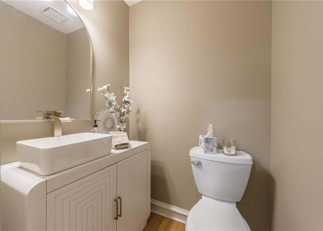 1105 Guinevere Drive — photo 23