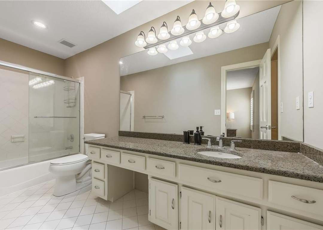 1105 Guinevere Drive — photo 38