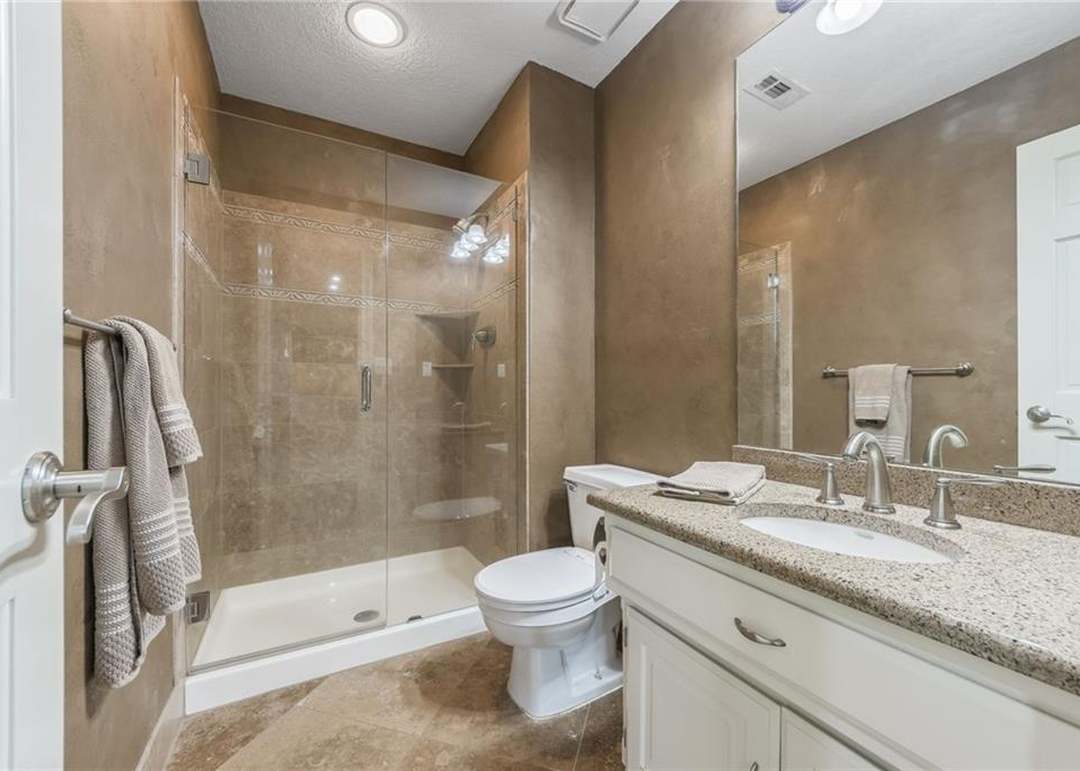 1105 Guinevere Drive — photo 48