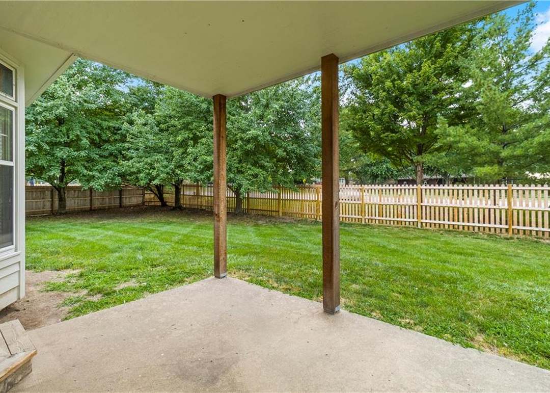 12904 Garnett Lane — photo 31