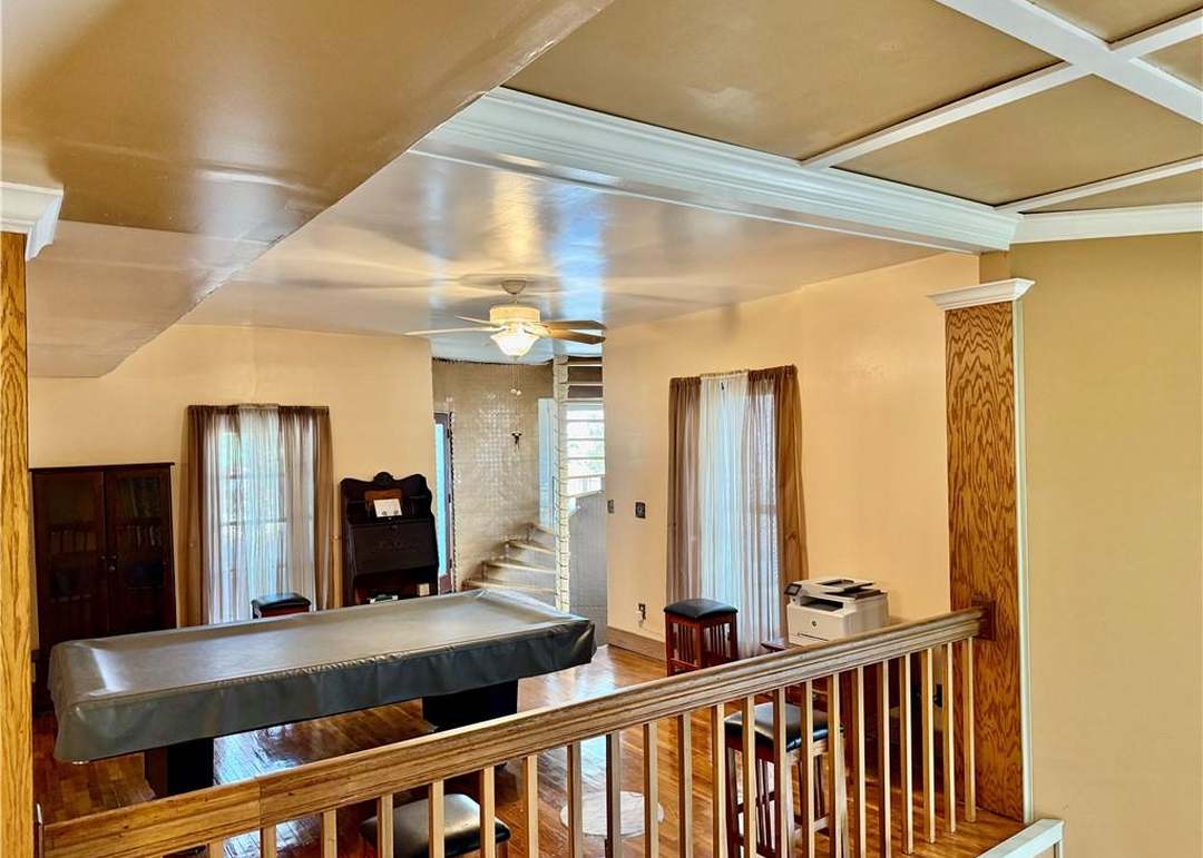 1837 Pendleton Avenue — photo 16