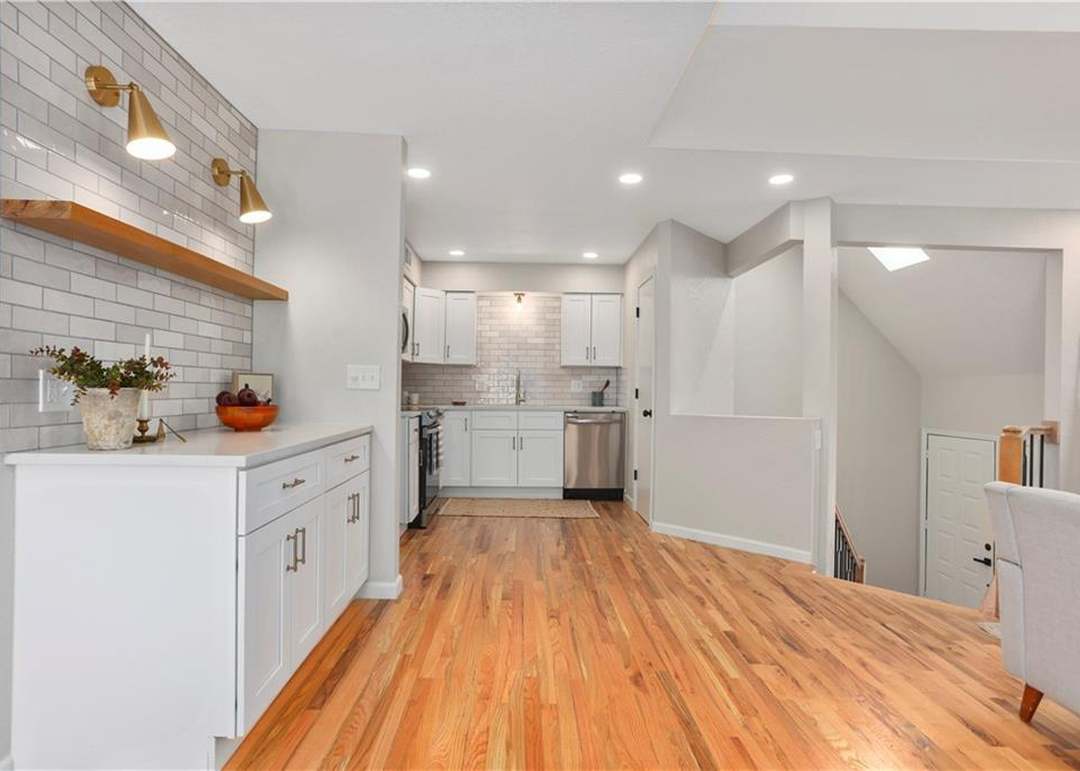 504 Buena Vista Drive — photo 11
