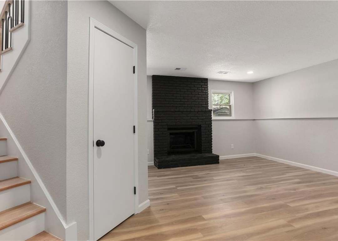 504 Buena Vista Drive — photo 22