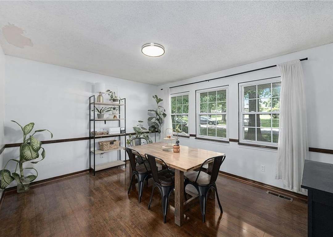 1205 S 103rd Street — photo 14
