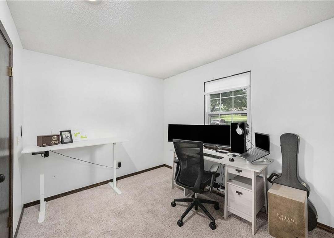 1205 S 103rd Street — photo 21