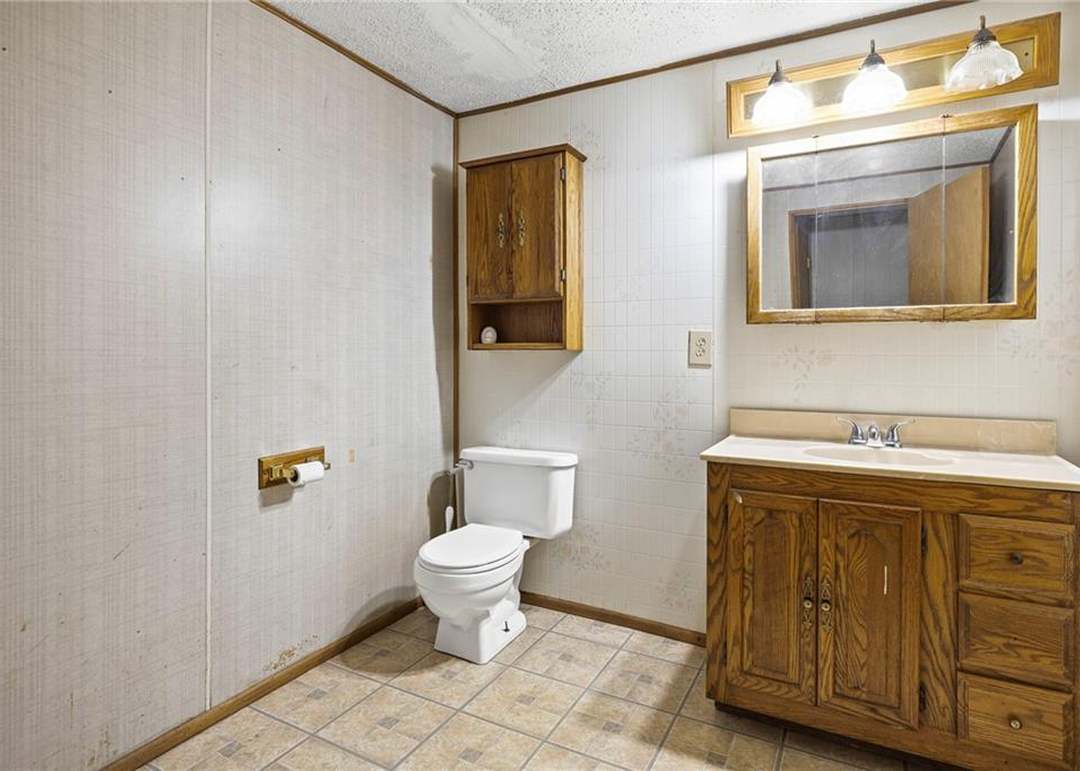 2138 S 48th Street — photo 3