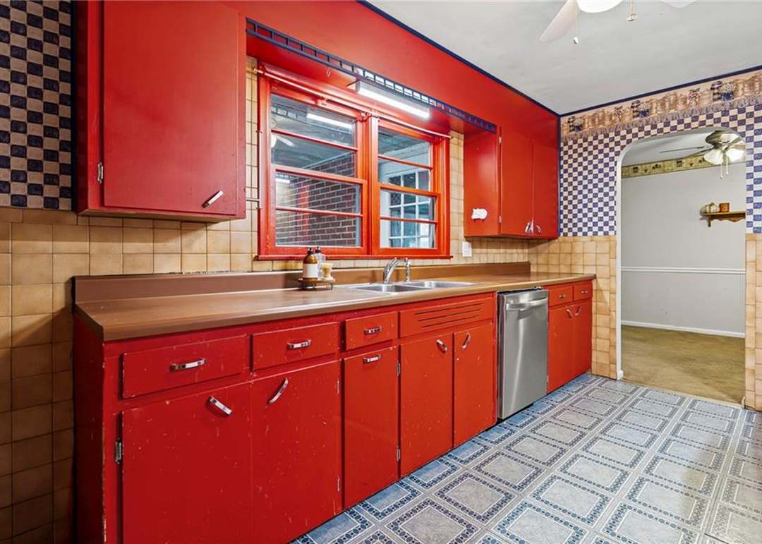 2138 S 48th Street — photo 17