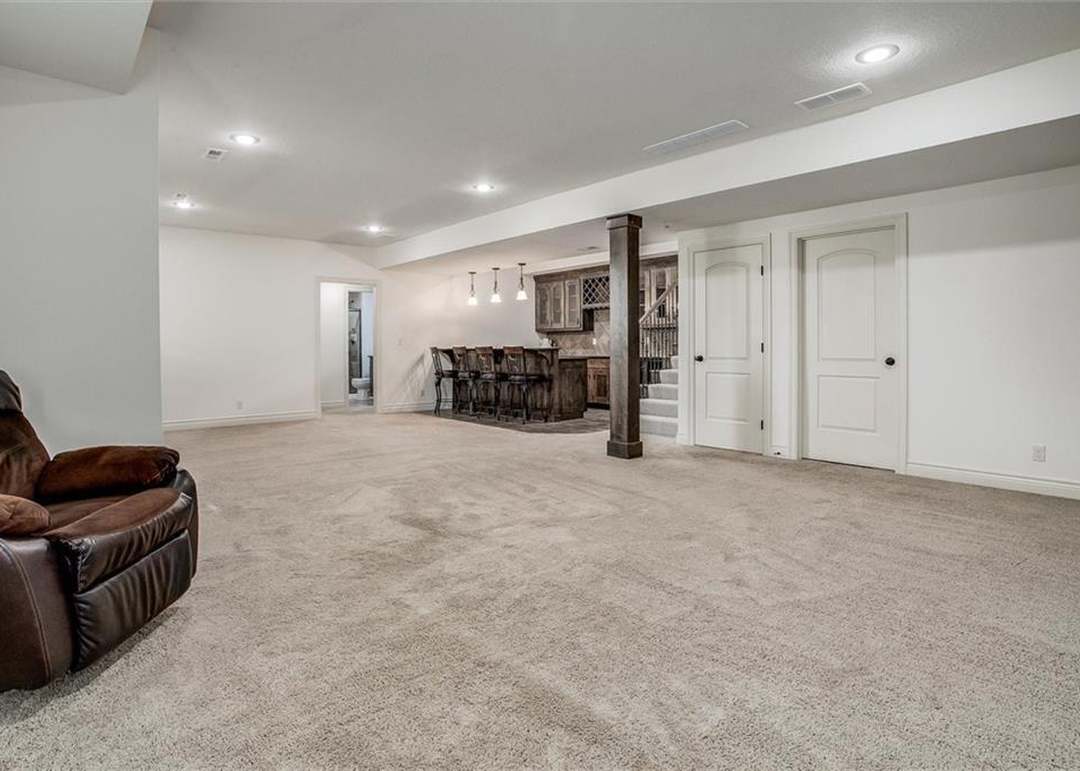 17224 HASKINS Street — photo 3