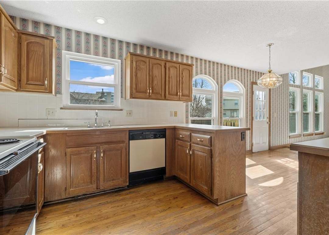 1398 S Brentwood Drive — photo 13