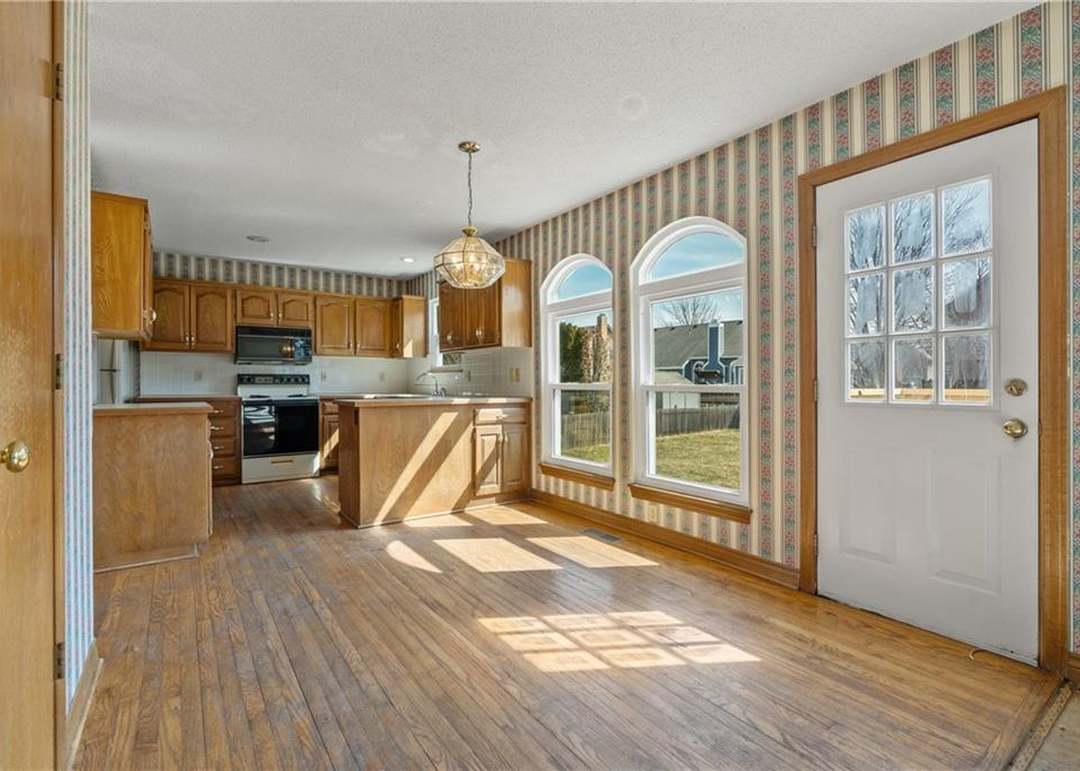 1398 S Brentwood Drive — photo 16