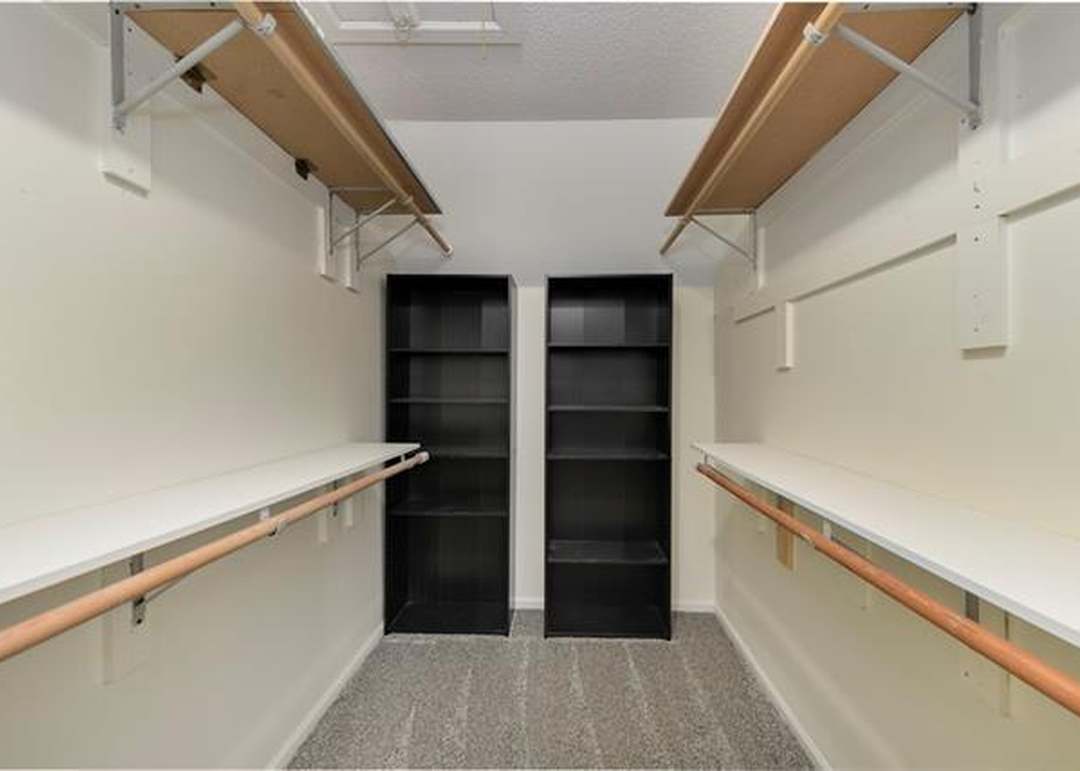 10221 ROBINSON Street — photo 20