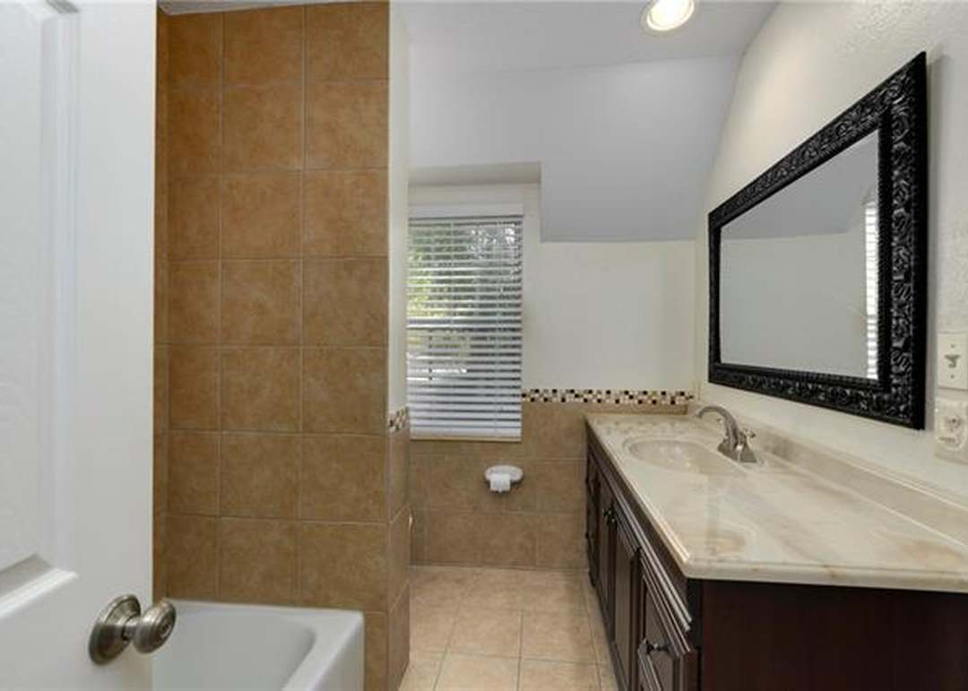 10221 ROBINSON Street — photo 21