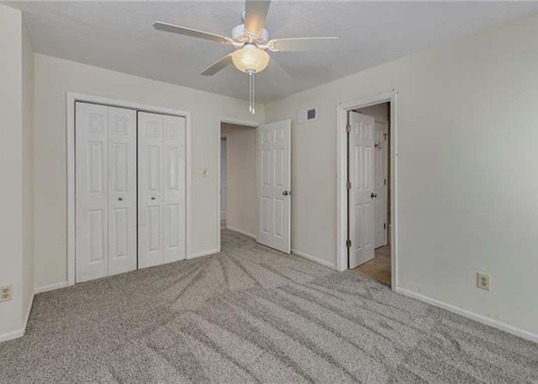 10221 ROBINSON Street — photo 23
