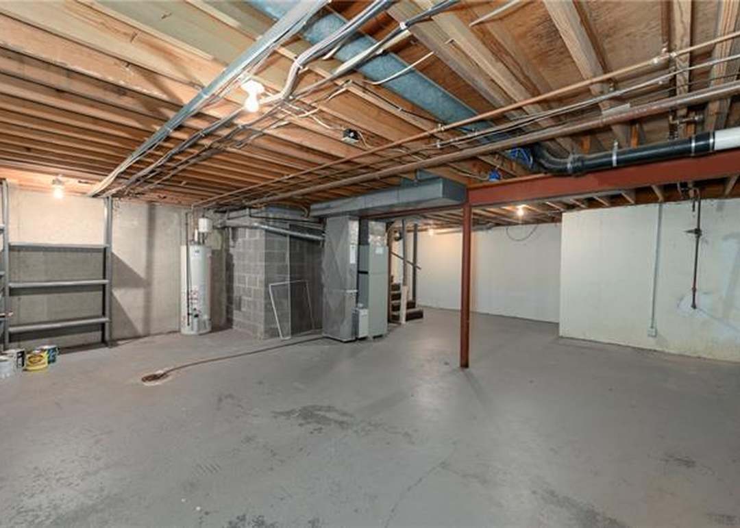 10221 ROBINSON Street — photo 26