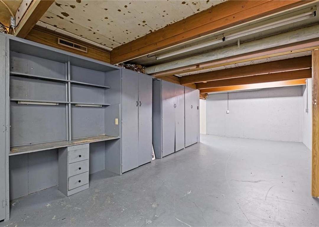 906 N 70th Street — photo 5