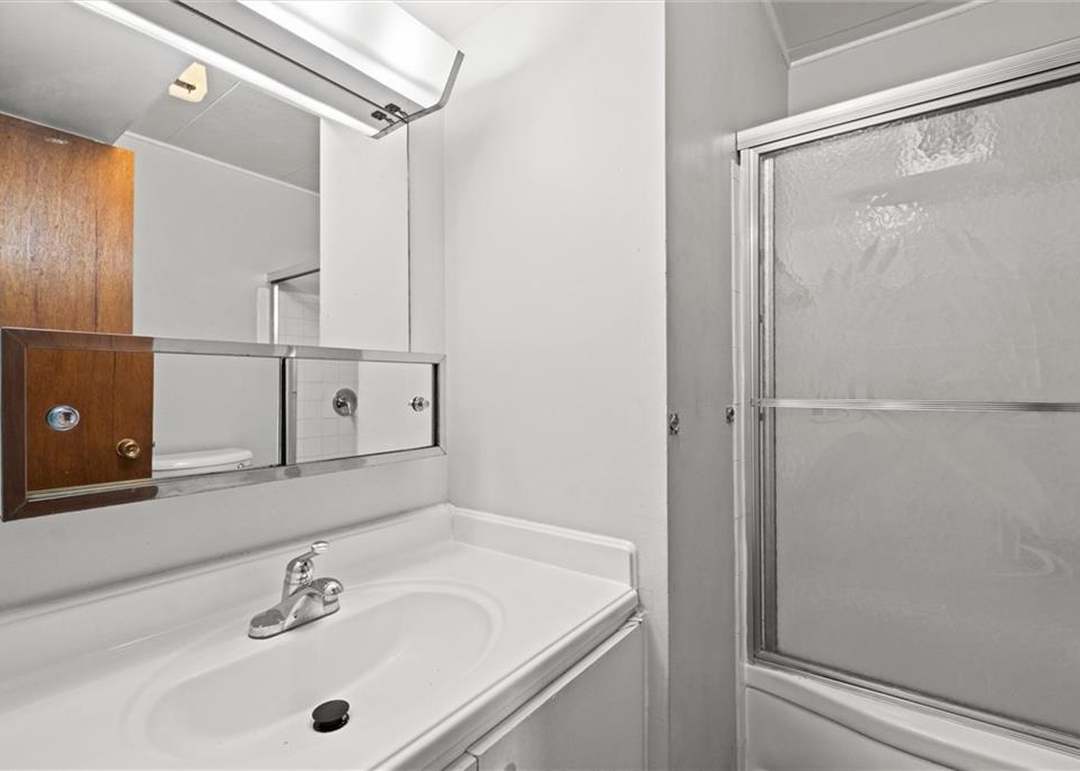 906 N 70th Street — photo 22