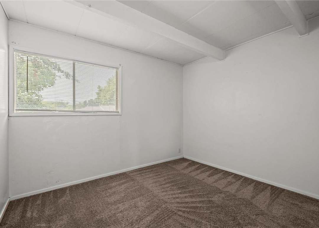 906 N 70th Street — photo 25