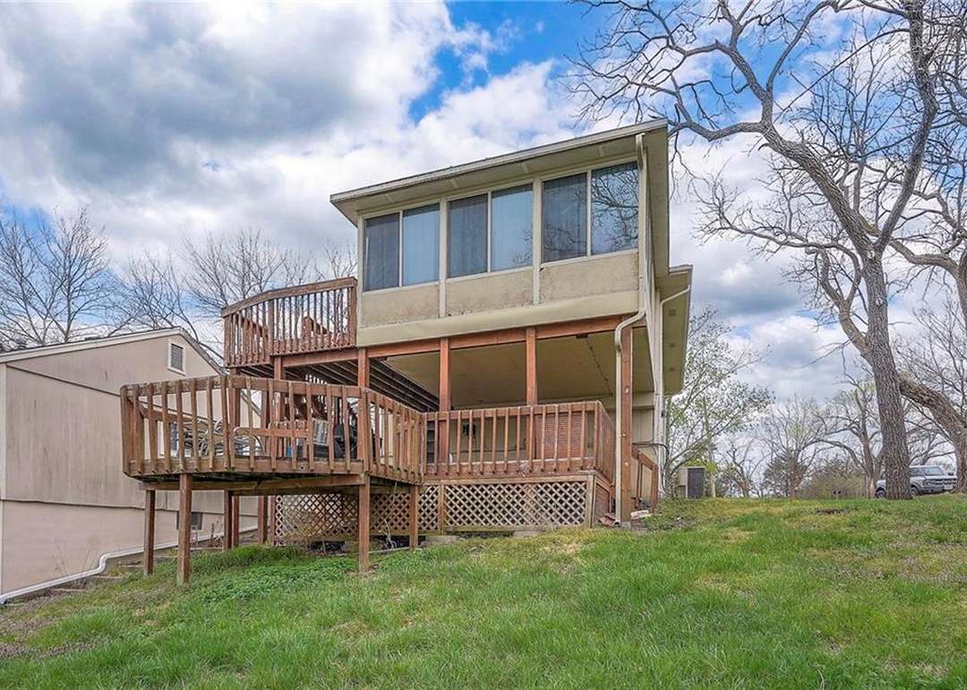 15953 Gardner Place — photo 7