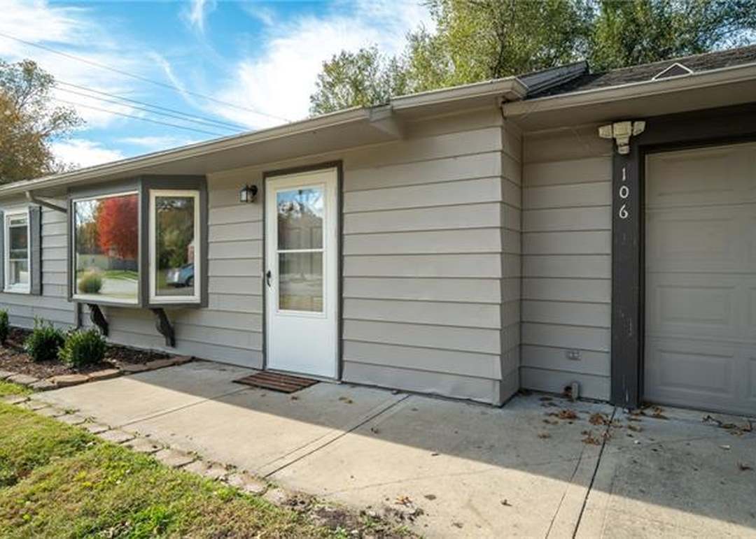 106 N Pine Street — photo 15
