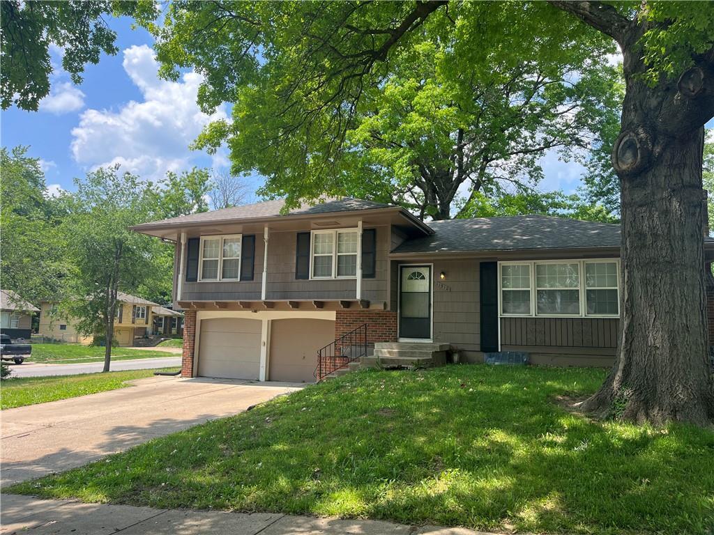 11910 Fremont Avenue — photo 1