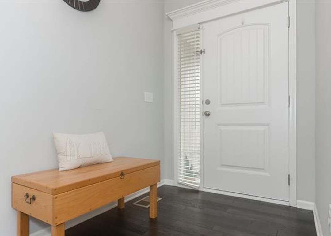 20376 W 220th Terrace — photo 8