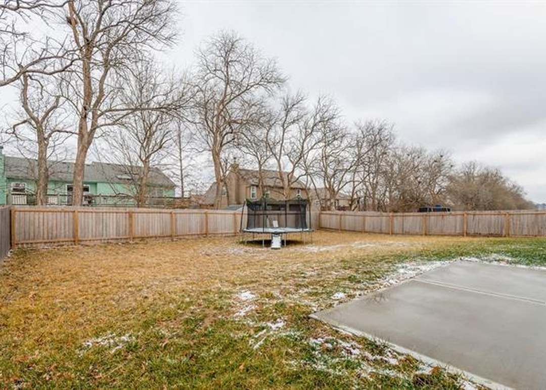 20376 W 220th Terrace — photo 27