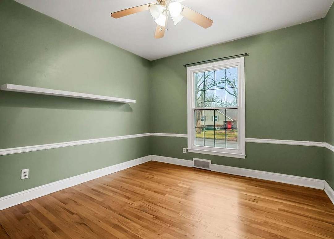 10513 Mersington Avenue — photo 4