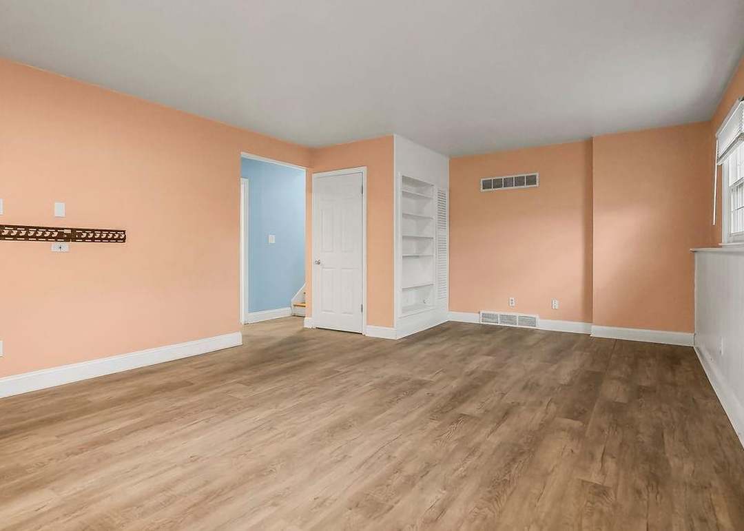 10513 Mersington Avenue — photo 22