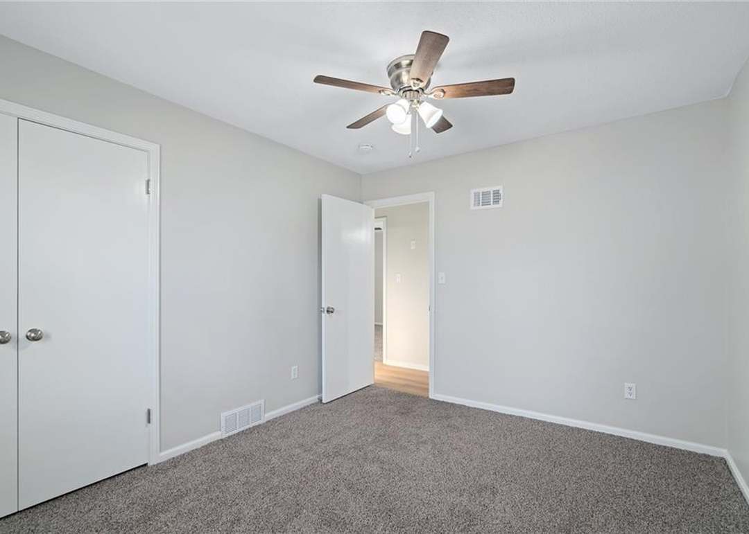 10708 Fremont Avenue — photo 3