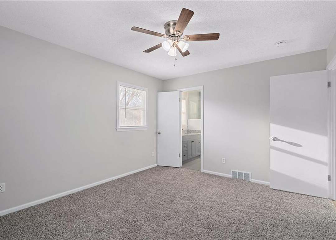 10708 Fremont Avenue — photo 7