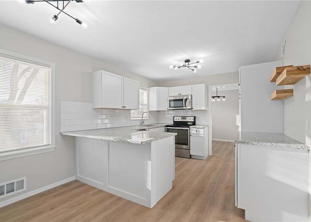 10708 Fremont Avenue — photo 10