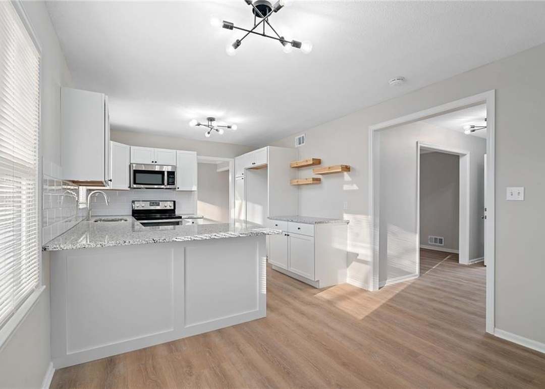 10708 Fremont Avenue — photo 11