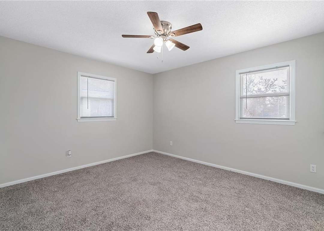 10708 Fremont Avenue — photo 19