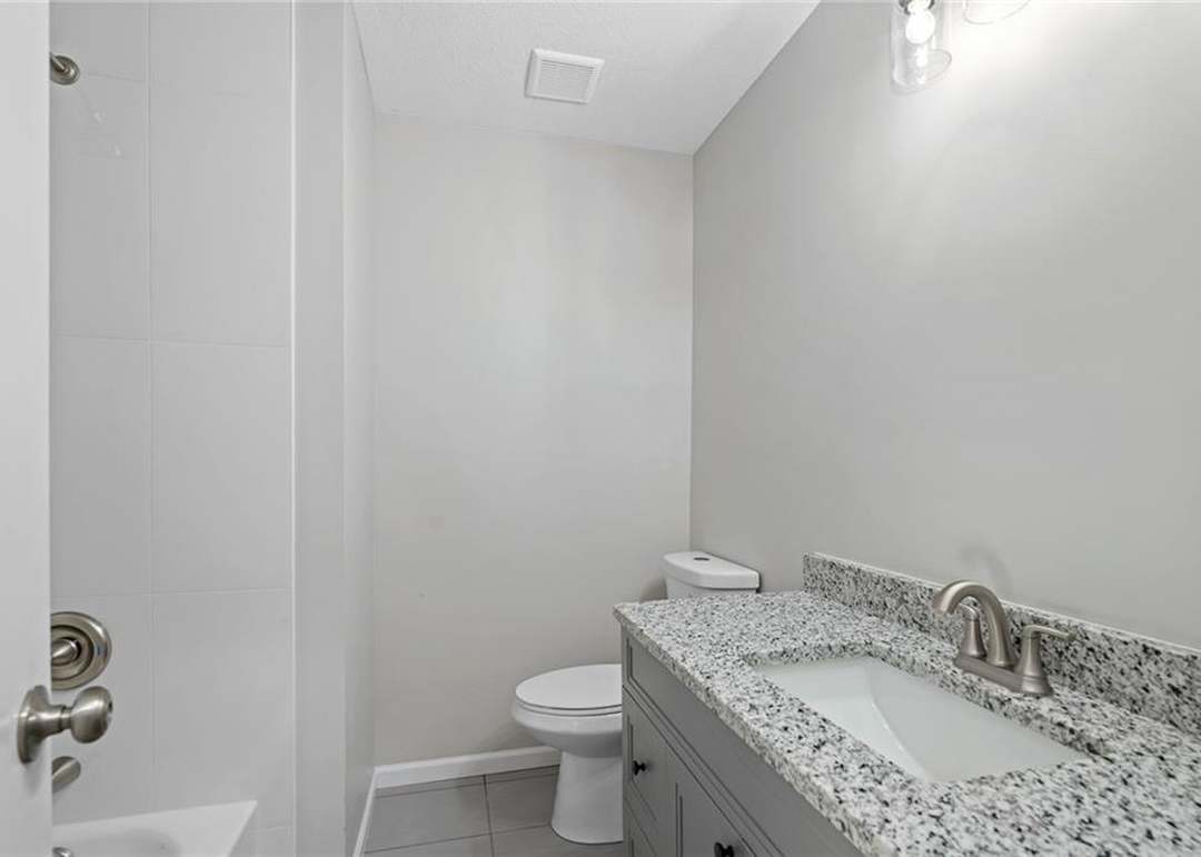 10708 Fremont Avenue — photo 23
