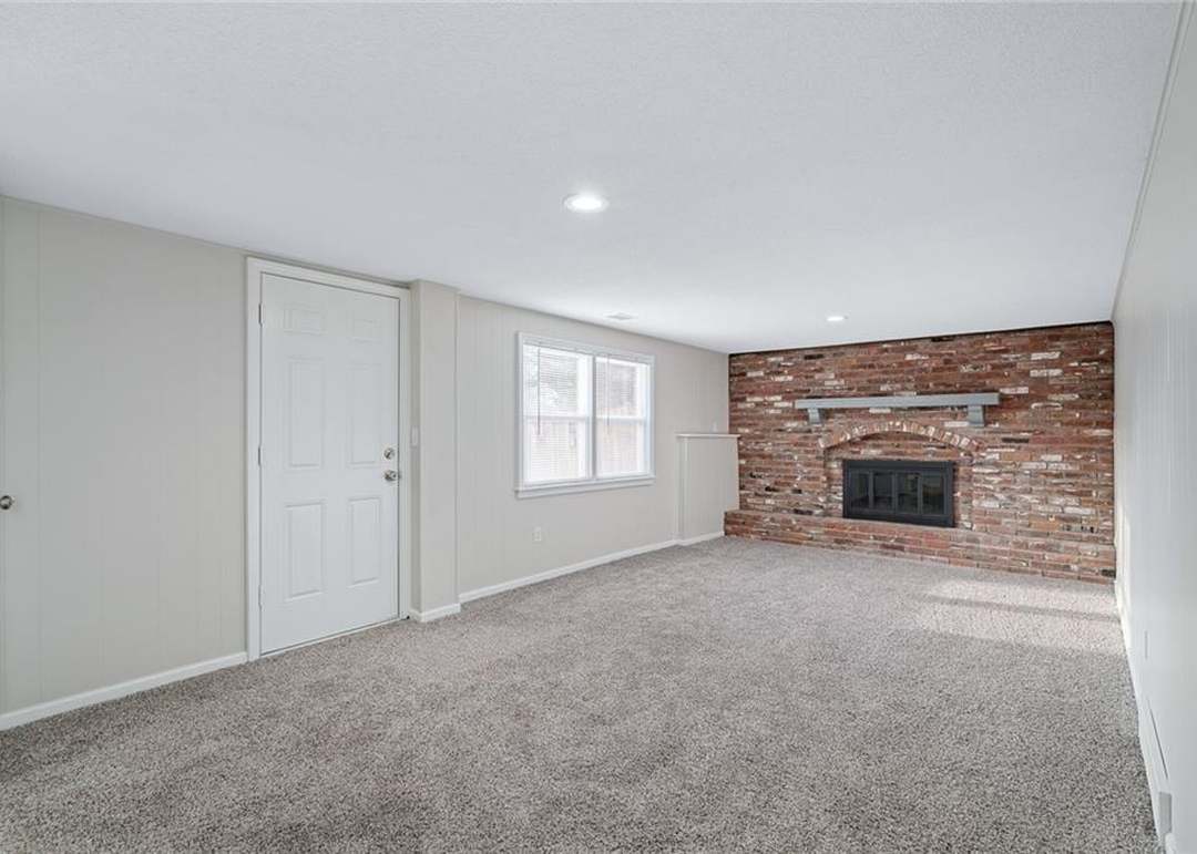 10708 Fremont Avenue — photo 26