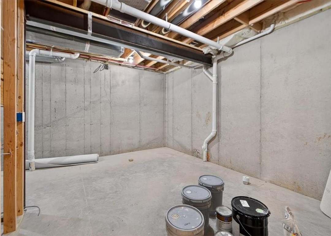 25056 W 94th Terrace — photo 36