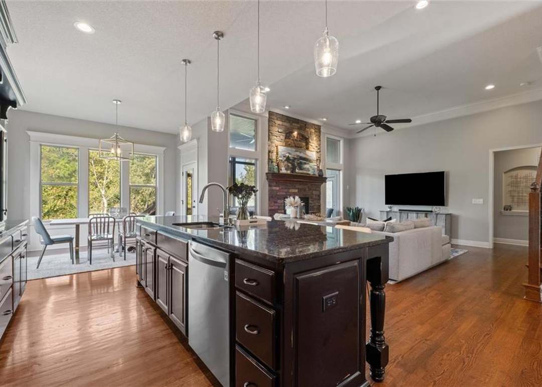 15908 Reeder Street — photo 14