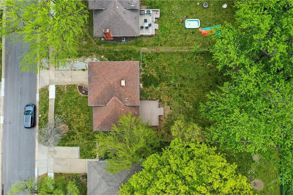 11912 Belmont Avenue — photo 27