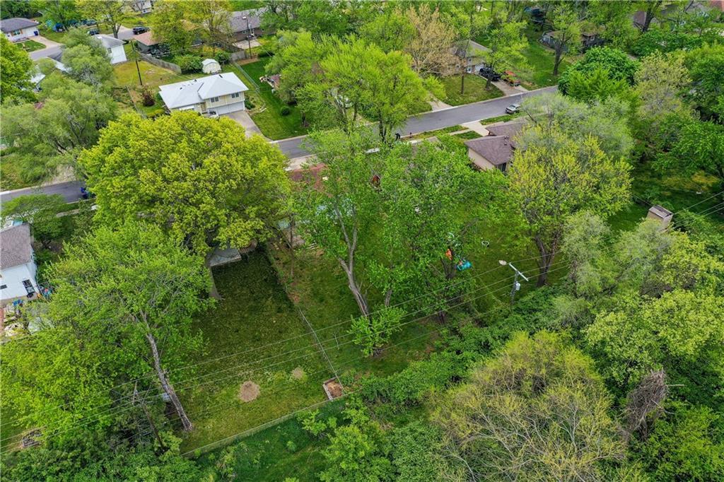 11912 Belmont Avenue — photo 28