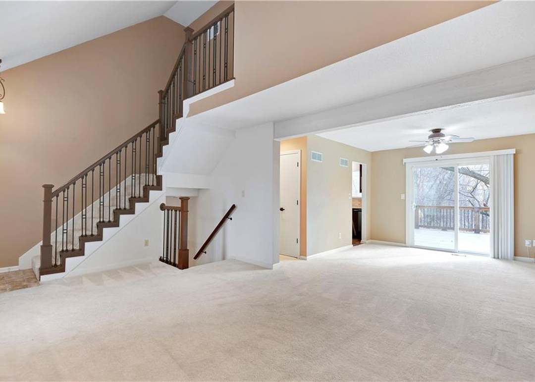 10747 Oakmont Street — photo 10