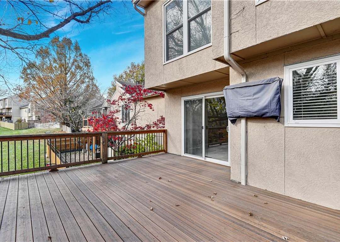 10747 Oakmont Street — photo 22