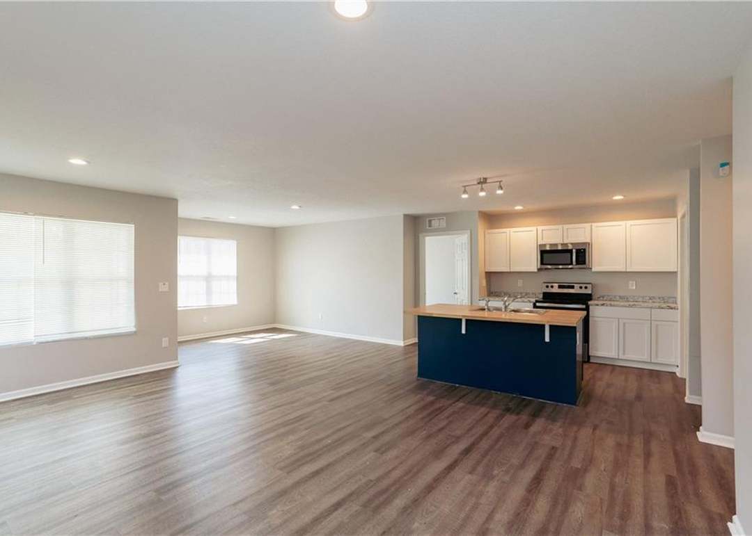 10717 E 46th Terrace — photo 16
