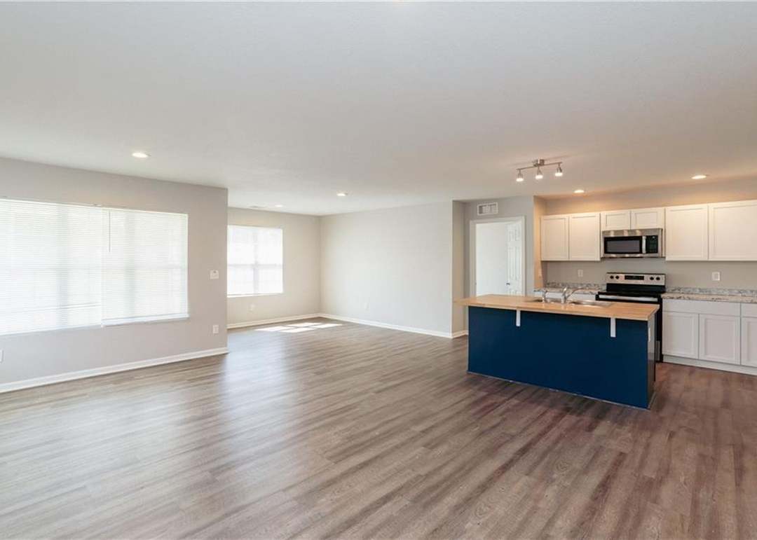 10717 E 46th Terrace — photo 17